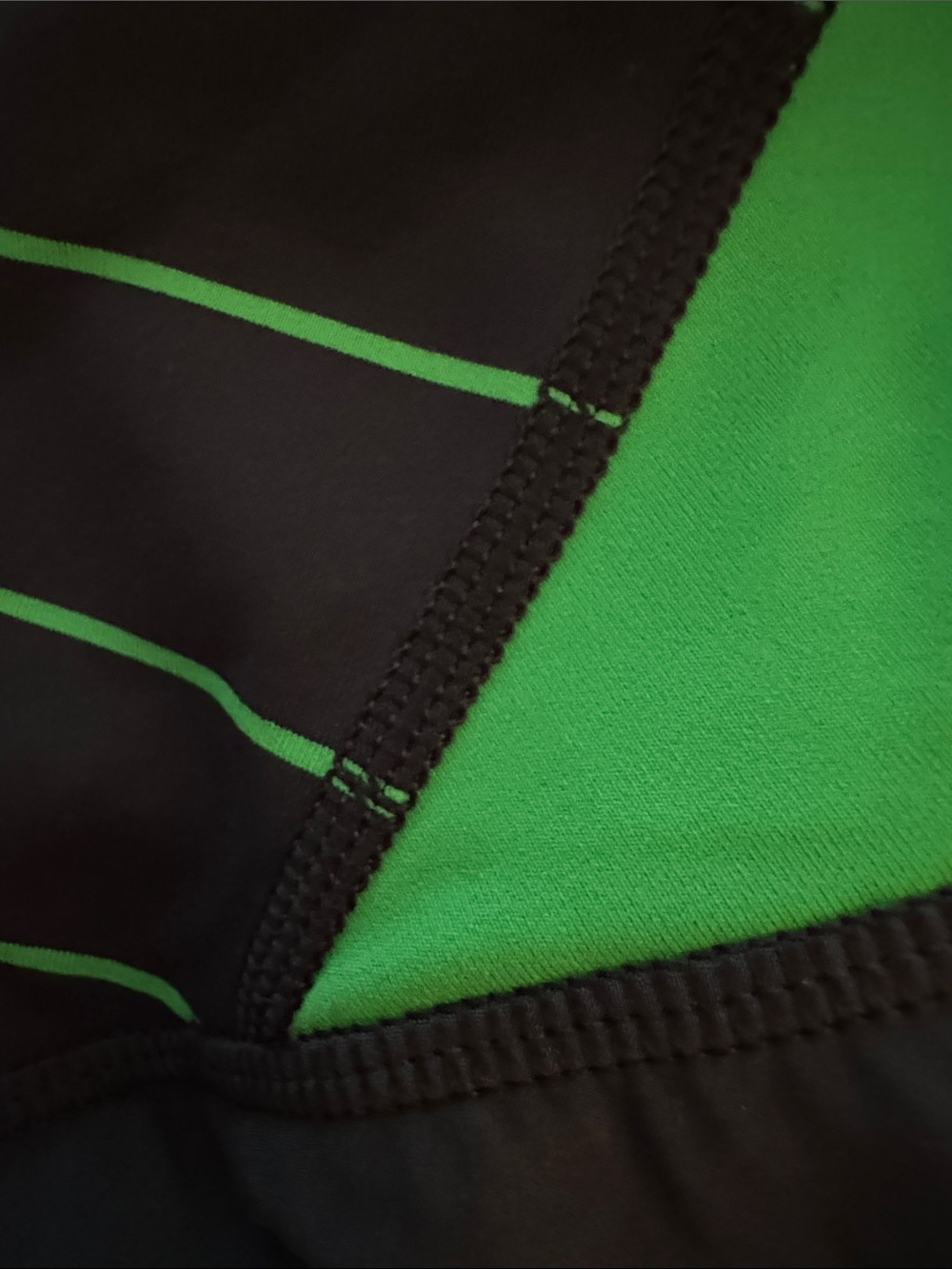 💚Lululemon Cute Shorts💚 - Picture 3 of 8